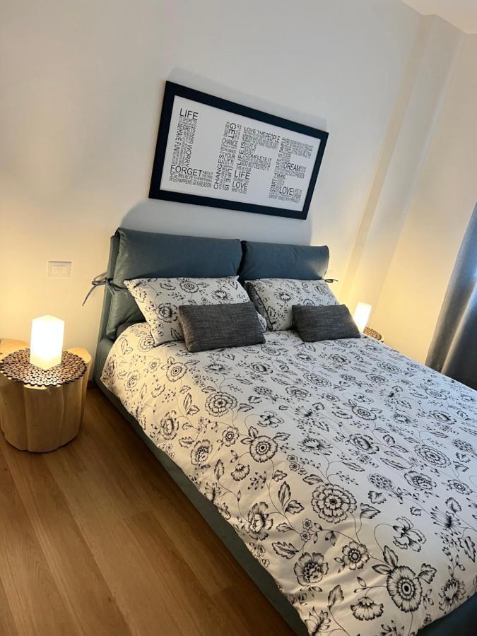 Apartament Mandi Mandi Cavour Udine Zewnętrze zdjęcie